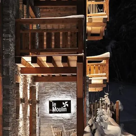 Chalet Le Moulin, Le Praz, 6 Chambres, In, Out *