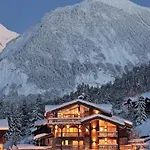 Chalet Le Moulin, Le Praz, 6 Chambres, In, Out 샬레 *