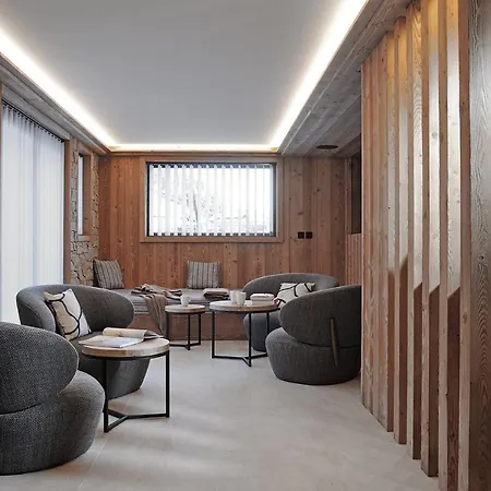 Chalet Le Moulin, Le Praz, 6 Chambres, In, Out Chalet Courchevel