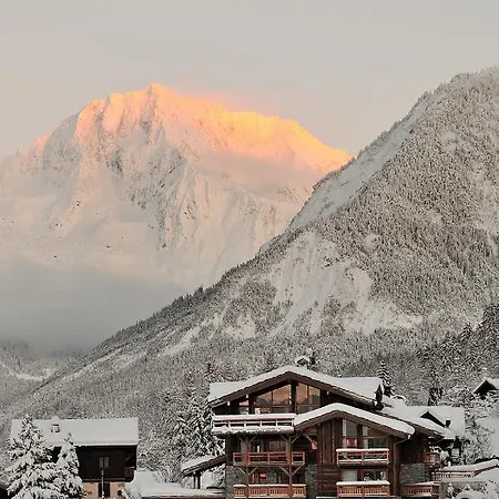 샬레 Chalet Le Moulin, Le Praz, 6 Chambres, In, Out *