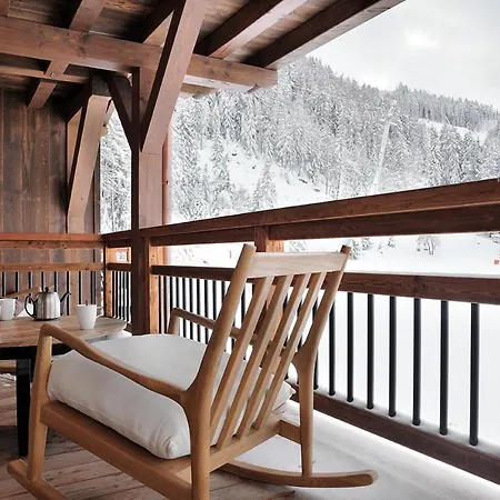 Chalet Le Moulin, Le Praz, 6 Chambres, In, Out