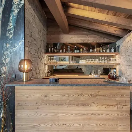 Chalet Le Moulin, Le Praz, 6 Chambres, In, Out 샬레