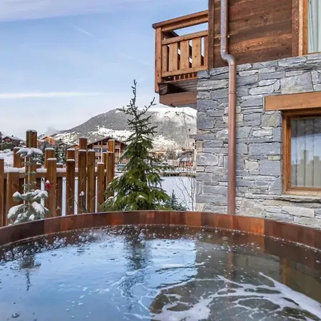 샬레 Chalet Le Moulin, Le Praz, 6 Chambres, In, Out *